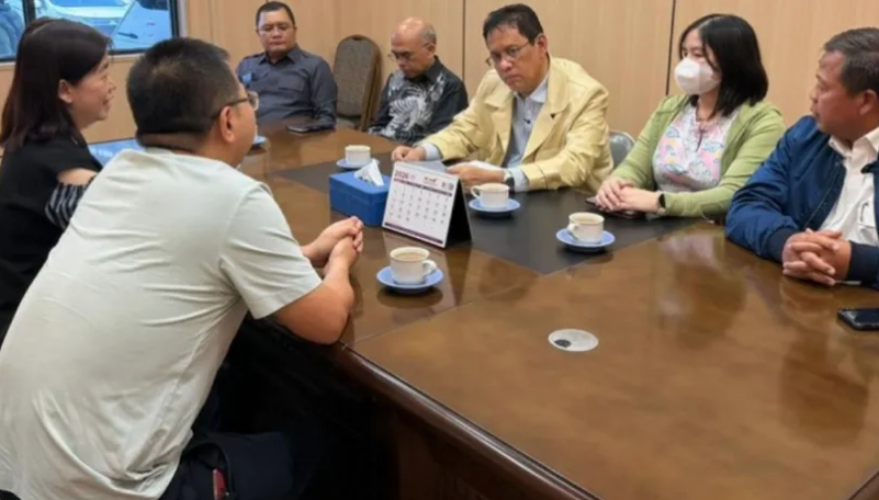 印尼财长突击检查雅加达中资钢铁厂